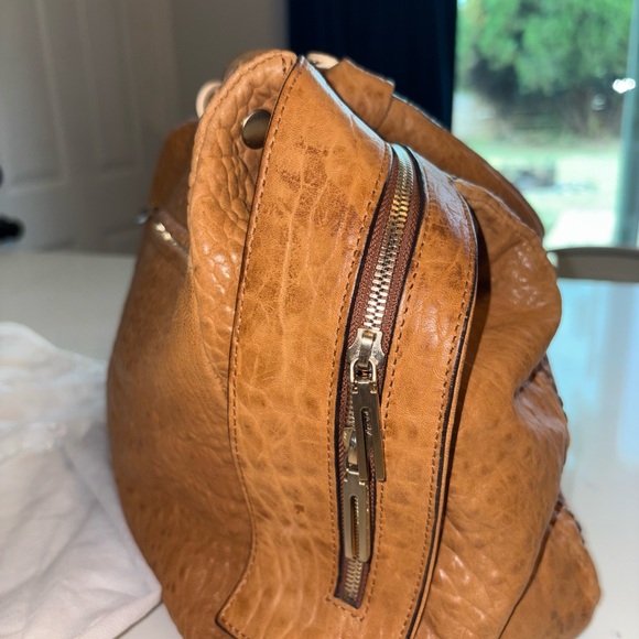 Plinio Visona Caramel Leather Shoulder Bag - Picture 5 of 8